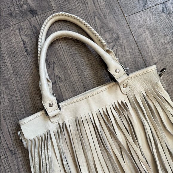 Cut N’ Paste Rustic Leather Boho Large Fringe Bag - Picture 2 of 5